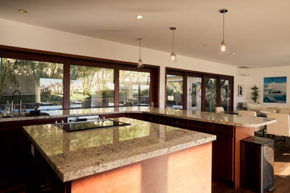 Luxury family villa with Ocean views - 5 Bed