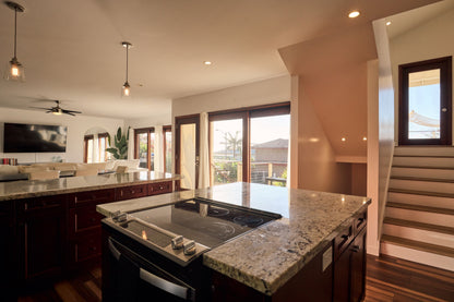 Luxury family villa with Ocean views - 5 Bed