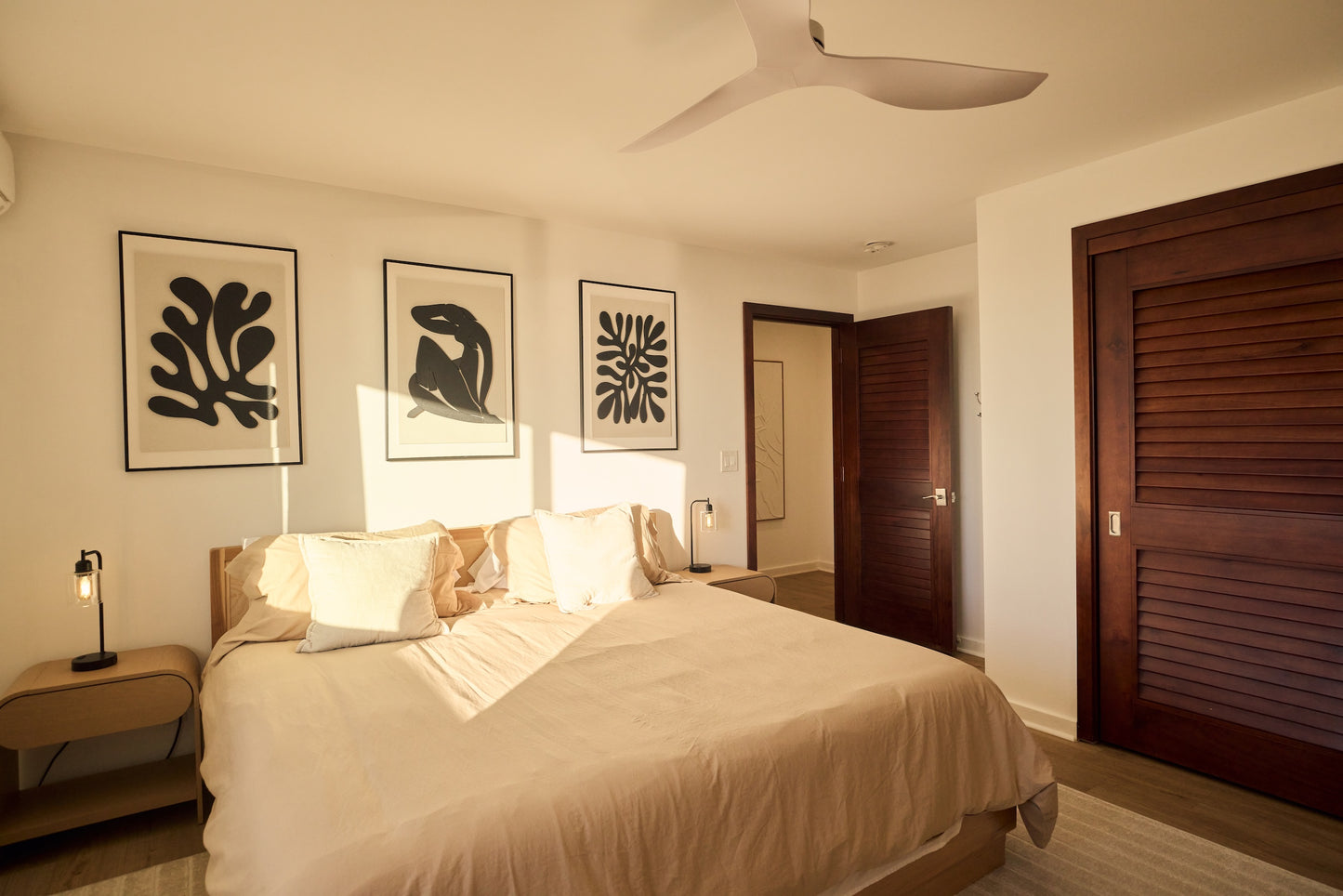 Luxury family villa with Ocean views - 5 Bed