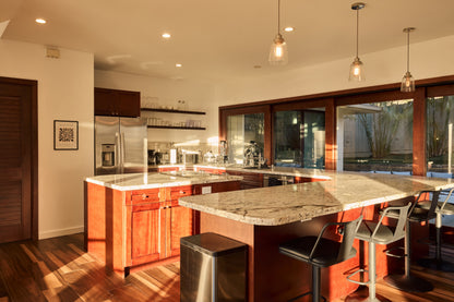 Luxury family villa with Ocean views - 5 Bed
